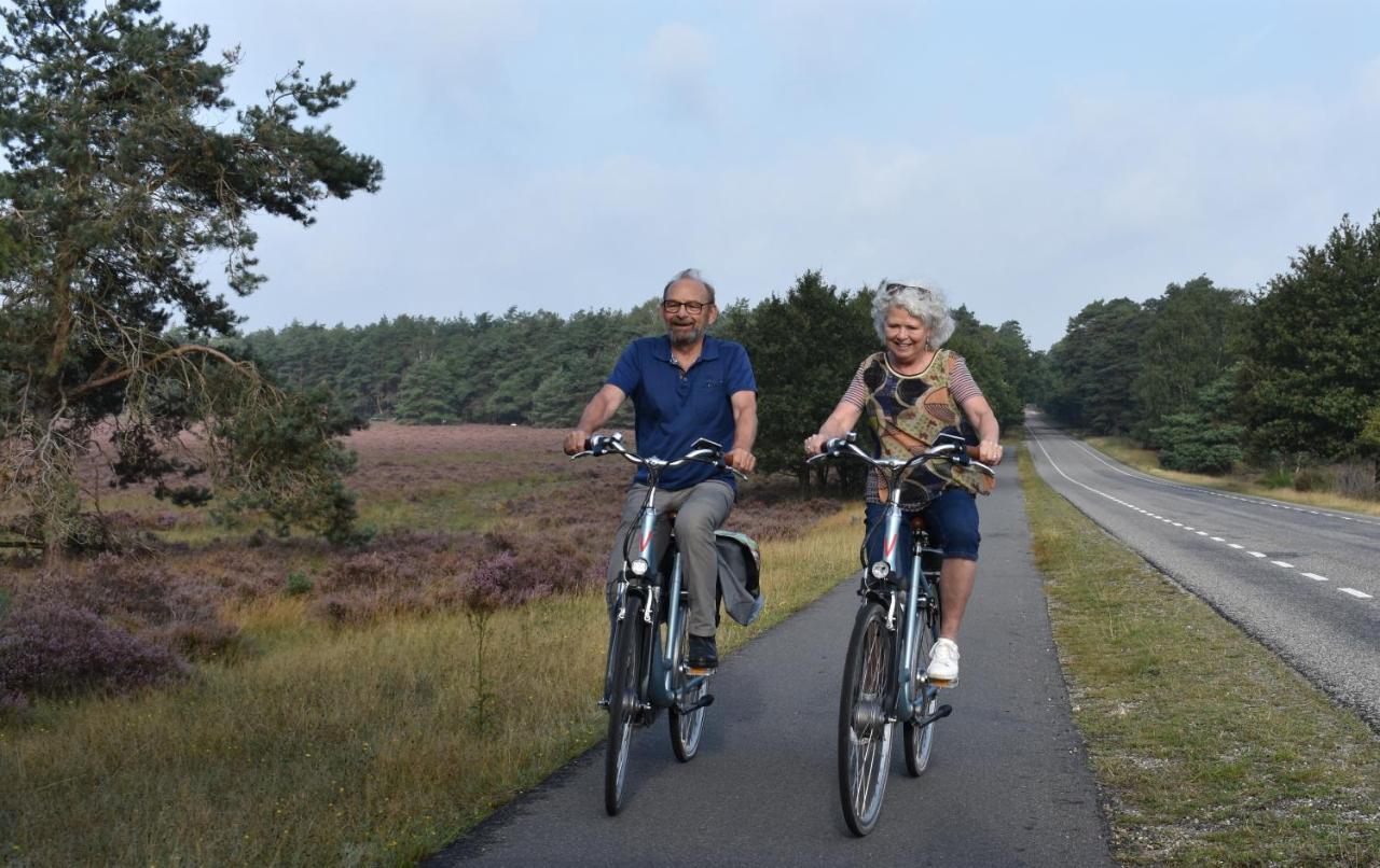 Chalet Op De Veluwe # Linde بوتِنْ المظهر الخارجي الصورة
